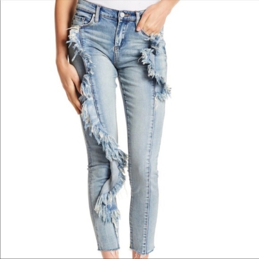 BlankNYC ruffle jeans size 26